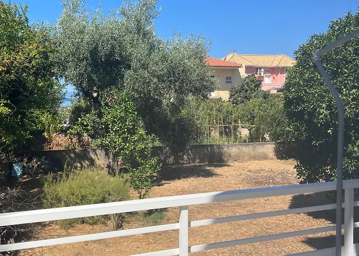 Сasa de vacaciones Galini 2 *